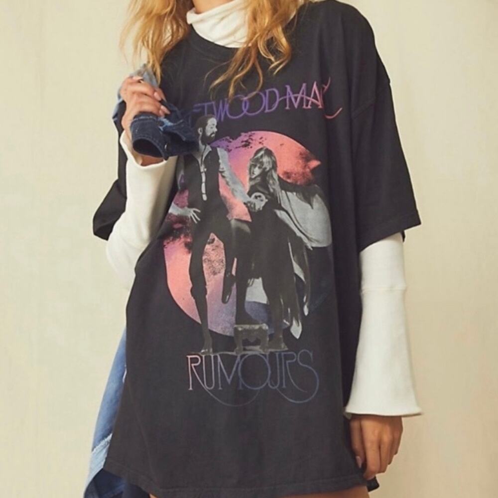 Free People x Live Nation Fleetwood Mac T-
Shirt Dress